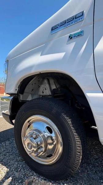 2019 Ford Econoline Van - Image 5 of 12