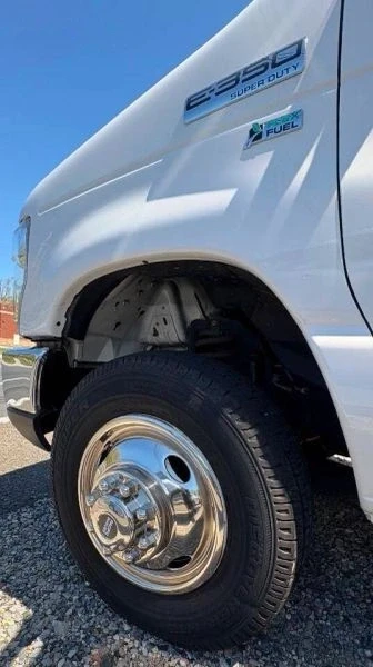 2019 Ford Econoline Van - Image 5 of 12