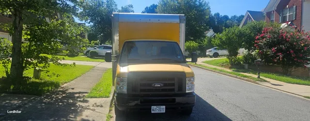 2019 Ford E-350 Super Duty Cutaway Van