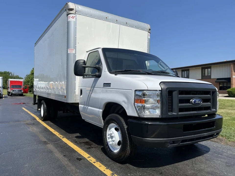 2019 Ford Econoline Van - Image 3 of 21