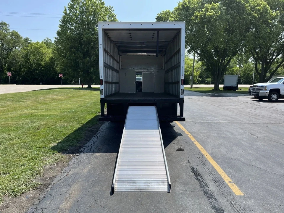 2019 Ford Econoline Van - Image 12 of 21