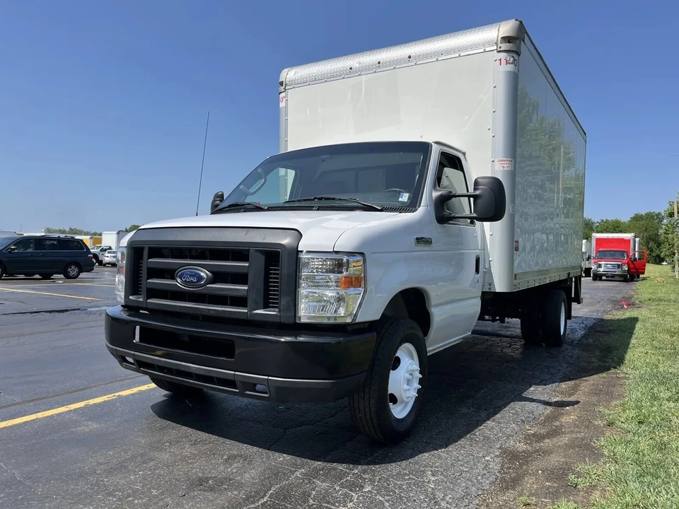 2019 Ford Econoline Van - Image 5 of 21