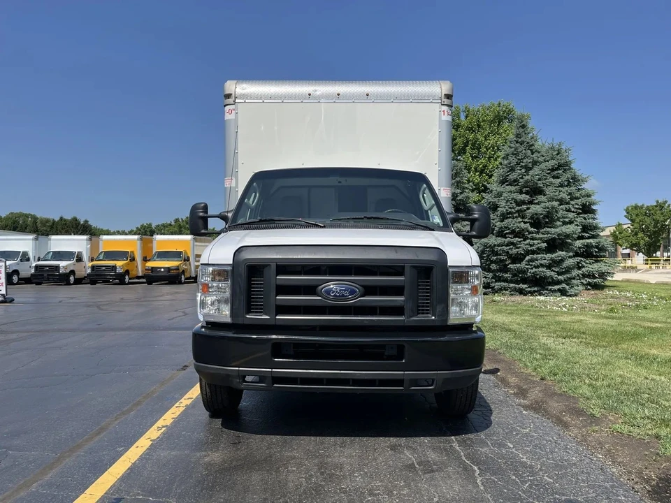2019 Ford Econoline Van - Image 4 of 21