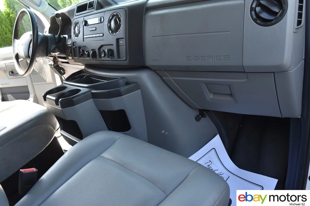 2019 Ford Econoline Van - Image 16 of 23