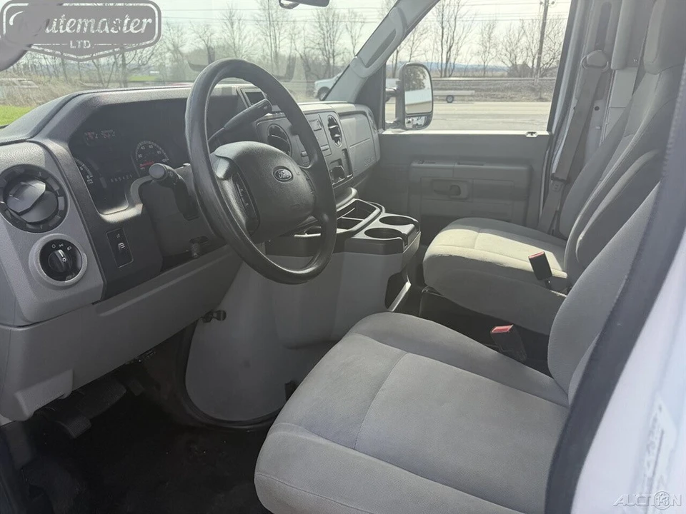 2019 Ford Econoline Van - Image 2 of 12