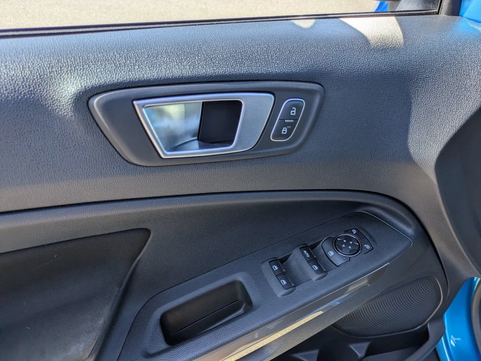 2019 Ford EcoSport - Image 16 of 31