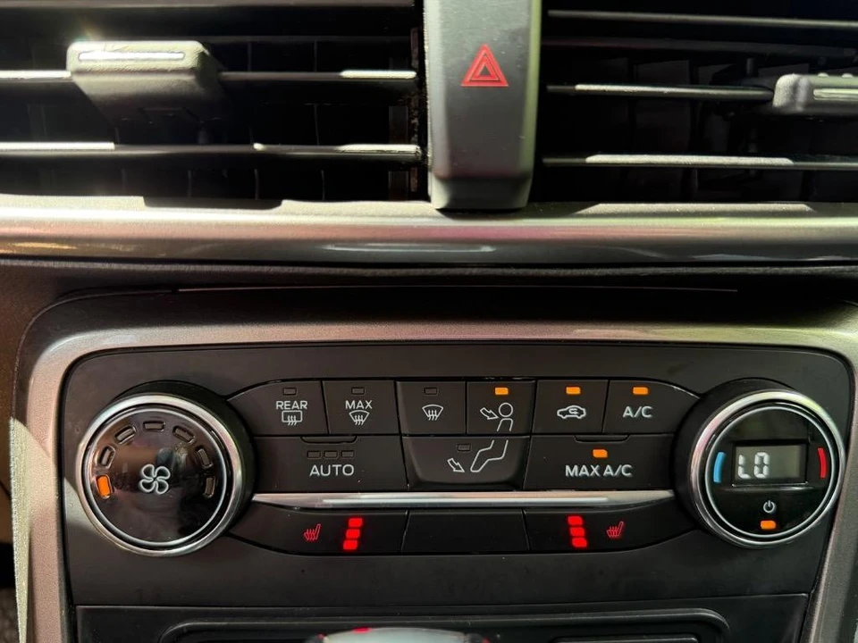 2019 Ford EcoSport - Image 14 of 26