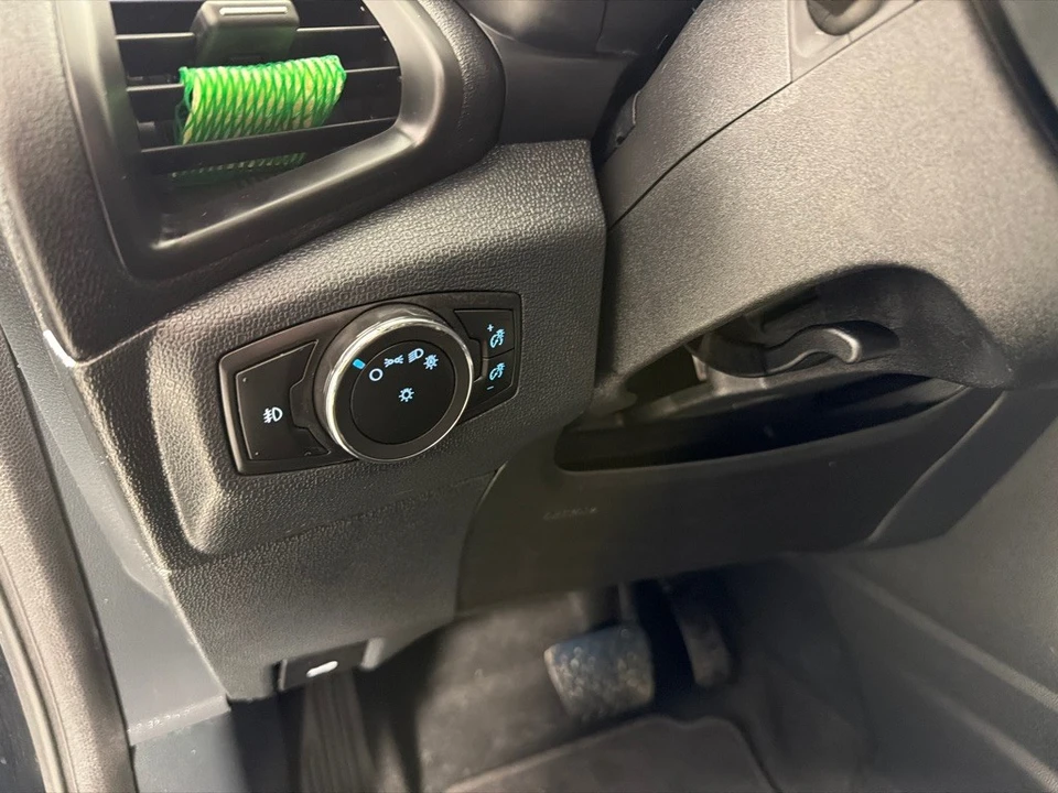 2019 Ford EcoSport - Image 15 of 21