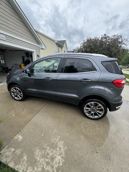 2019 Ford EcoSport - Image 5 of 12