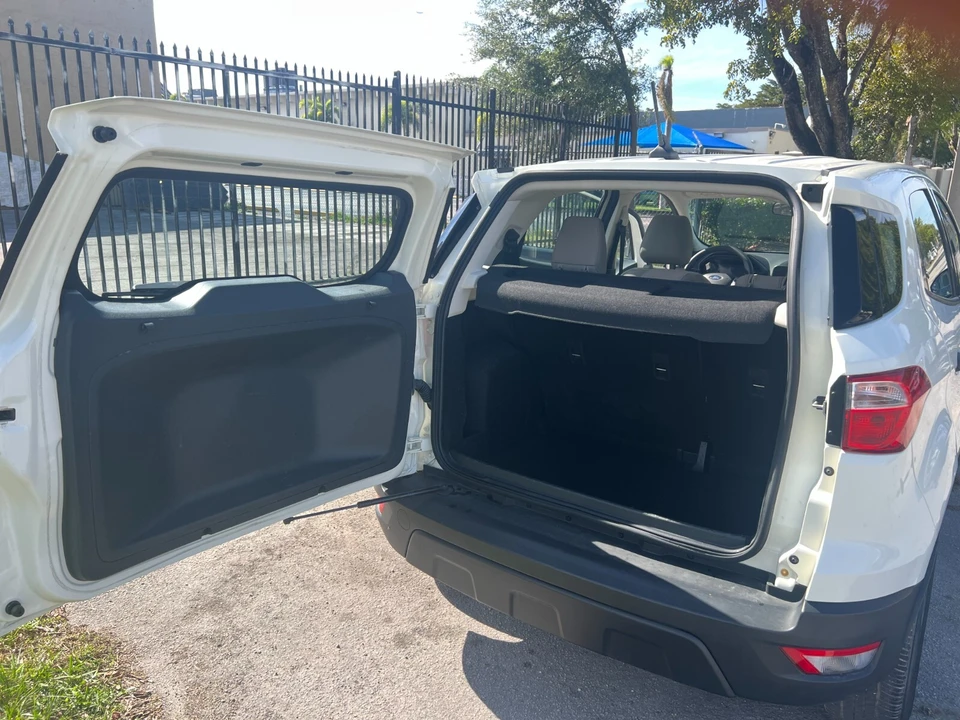 2019 Ford EcoSport - Image 17 of 24