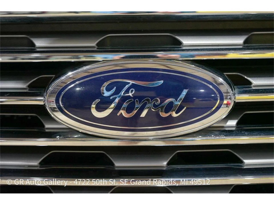 2019 Ford Edge - Image 21 of 31