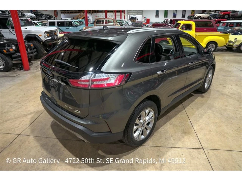 2019 Ford Edge - Image 17 of 31