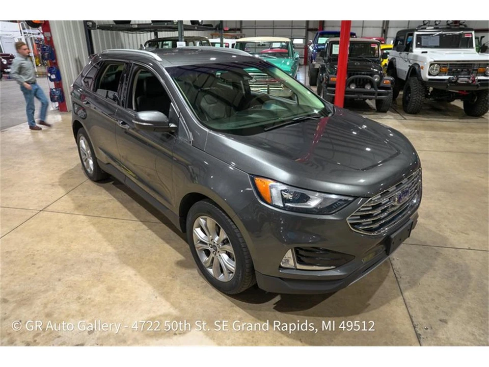2019 Ford Edge - Image 14 of 31