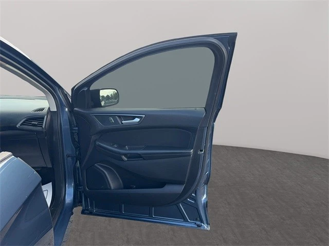 2019 Ford Edge - Image 16 of 21