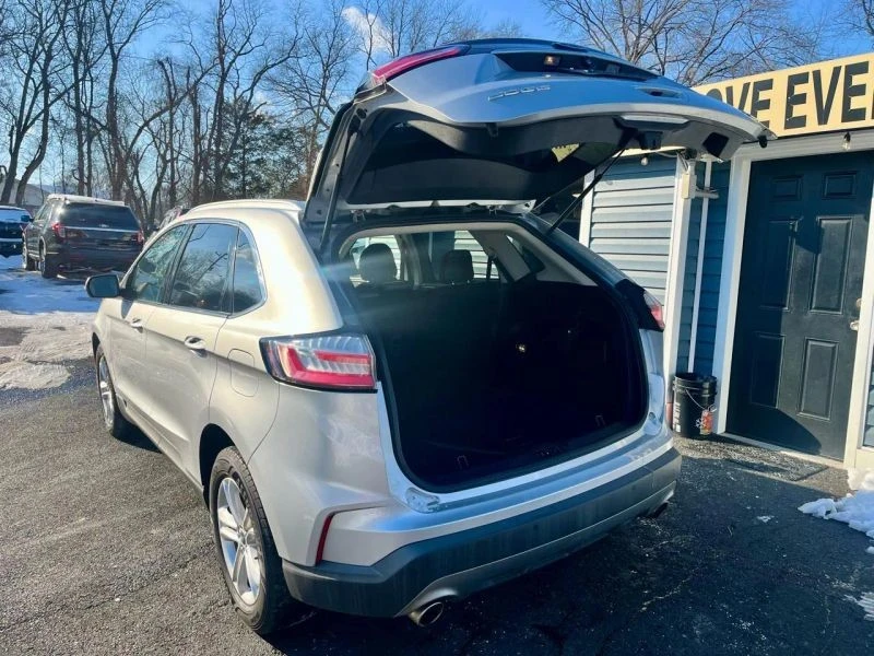 2019 Ford Edge - Image 8 of 12