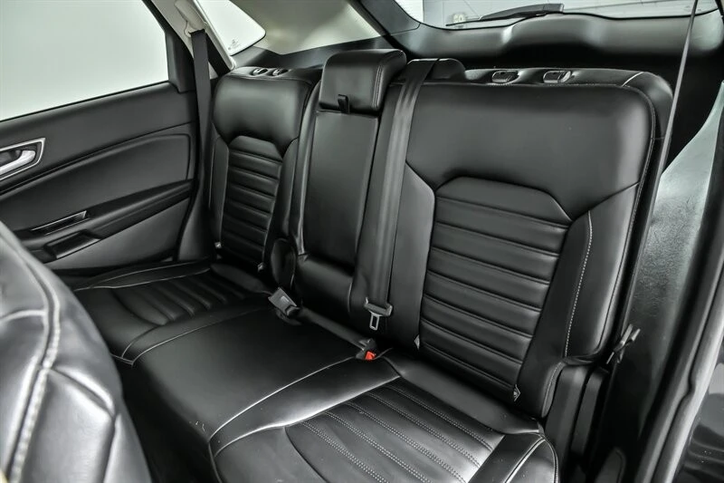 2019 Ford Edge - Image 19 of 21
