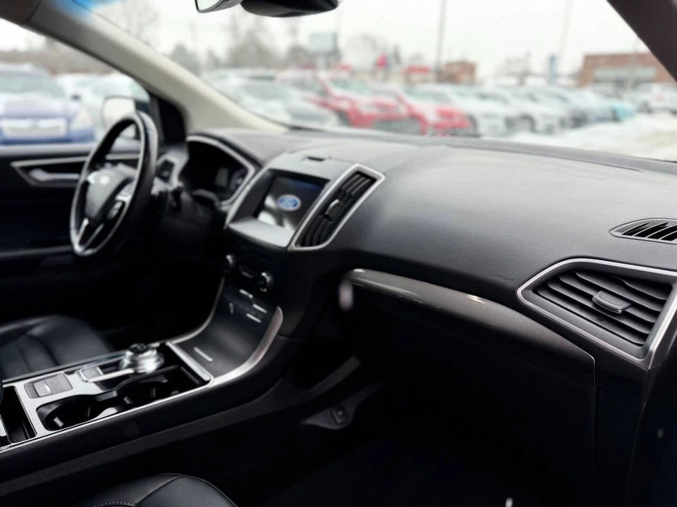 2019 Ford Edge - Image 17 of 21