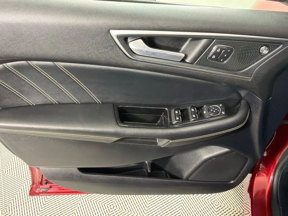 2019 Ford Edge - Image 11 of 12