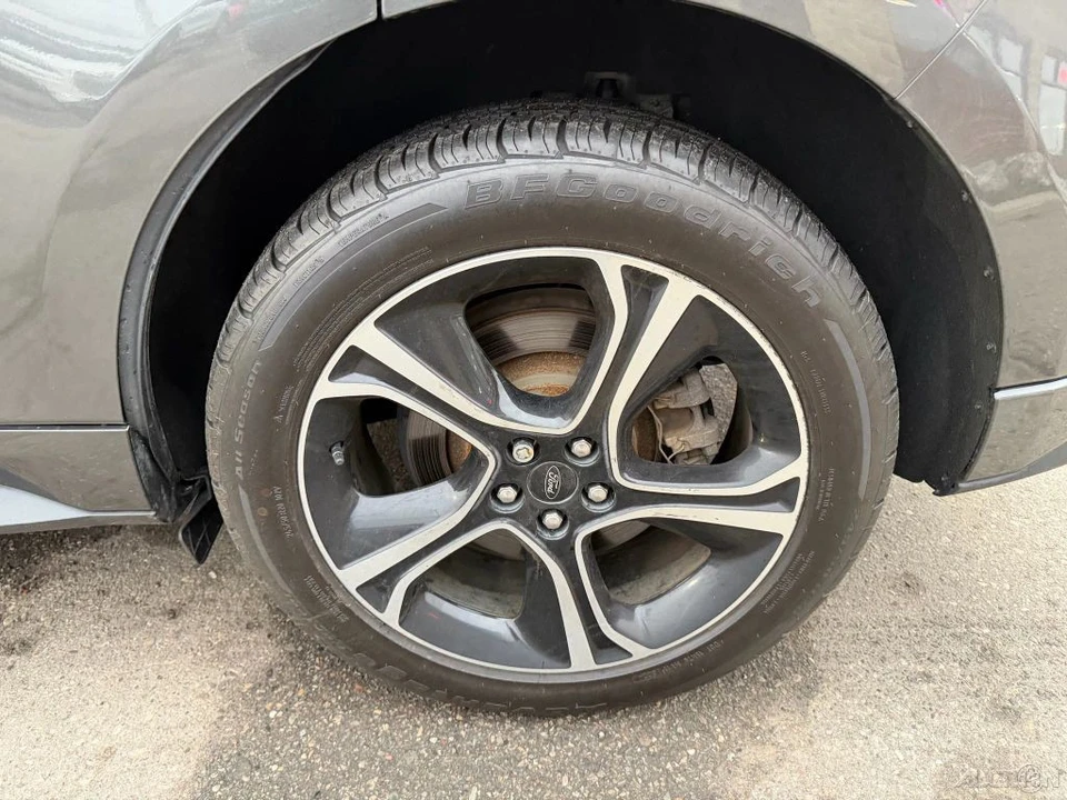 2019 Ford Edge - Image 11 of 12
