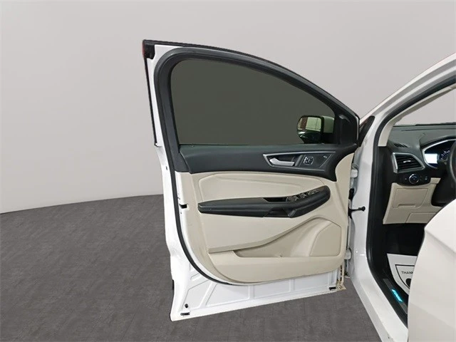2019 Ford Edge - Image 11 of 12