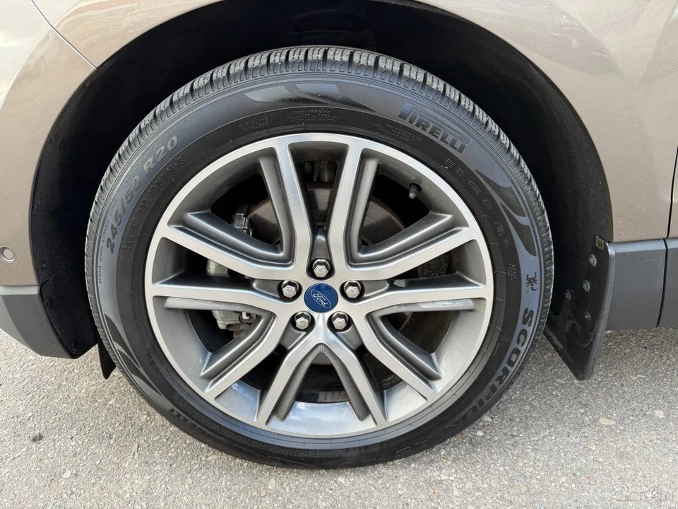 2019 Ford Edge - Image 11 of 12