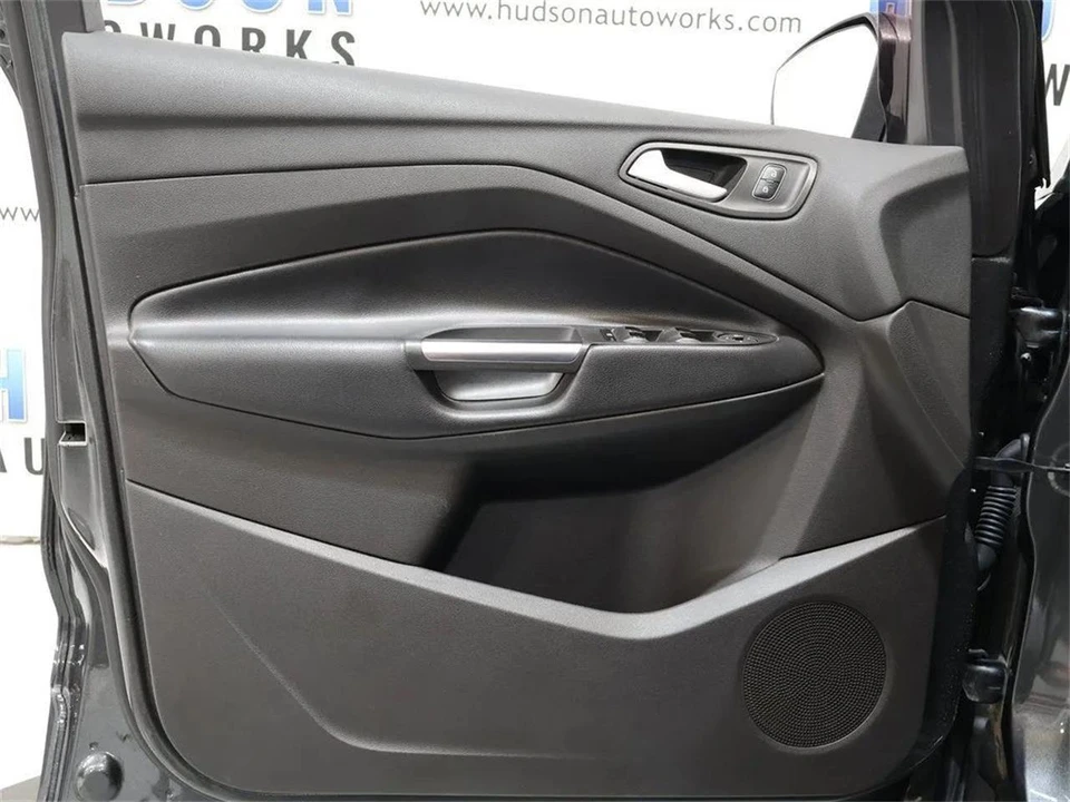 2019 Ford Escape - Image 10 of 31
