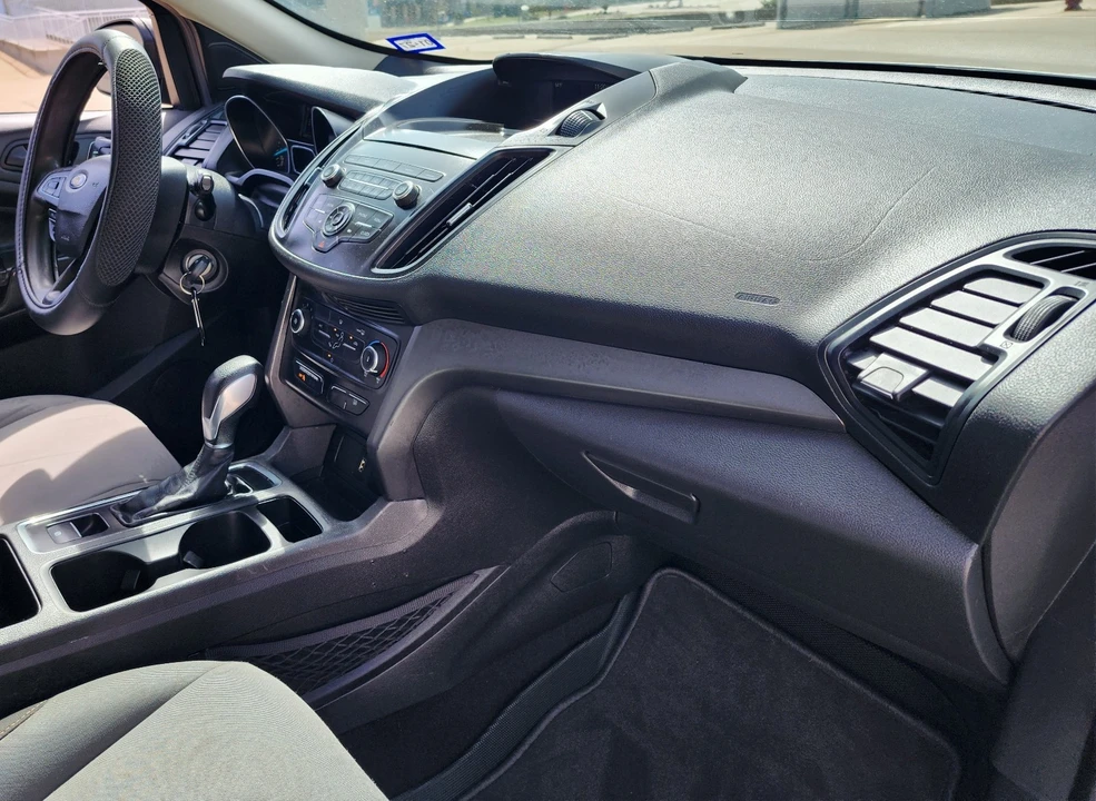 2019 Ford Escape - Image 11 of 21