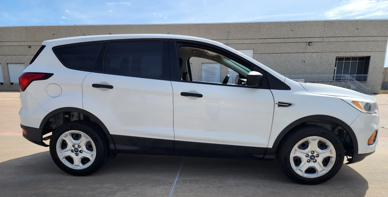 2019 Ford Escape - Image 3 of 21