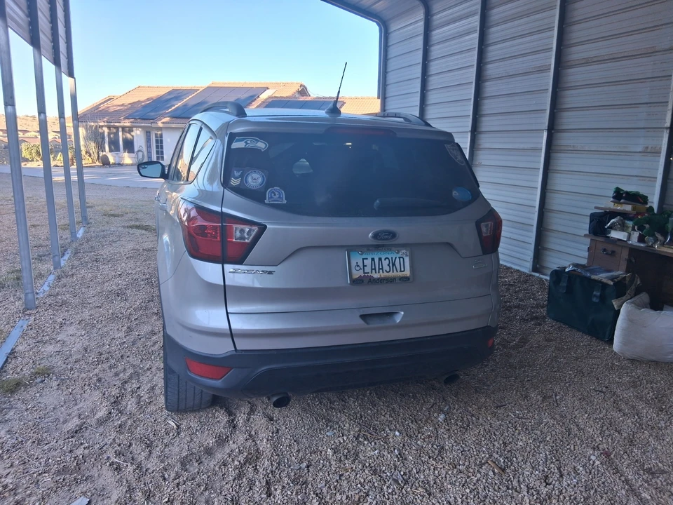2019 Ford Escape - Image 2 of 8