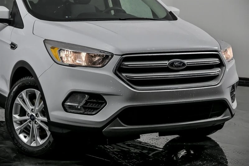 2019 Ford Escape - Image 2 of 21