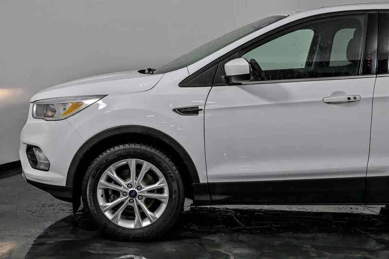 2019 Ford Escape - Image 5 of 21