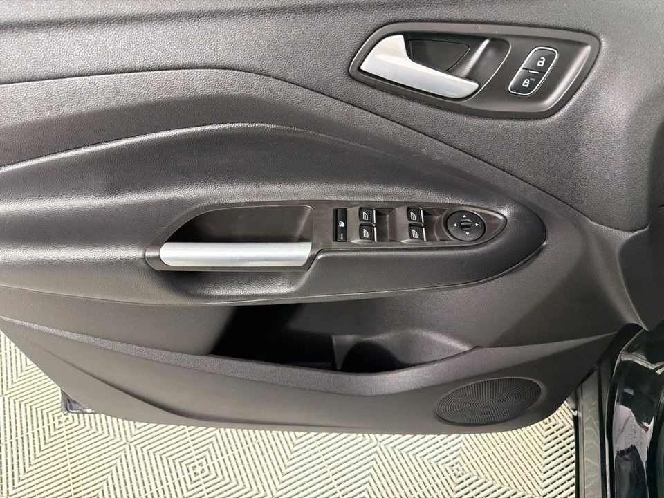 2019 Ford Escape - Image 11 of 21