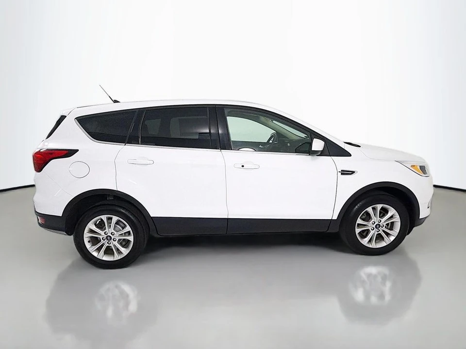 2019 Ford Escape - Image 8 of 12