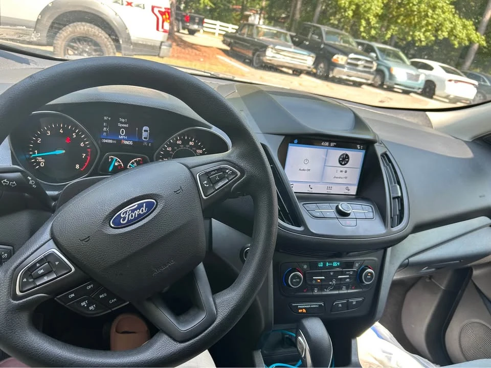 2019 Ford Escape - Image 2 of 9
