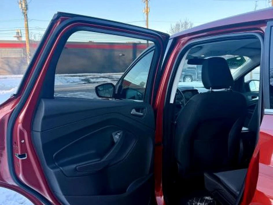 2019 Ford Escape - Image 18 of 29