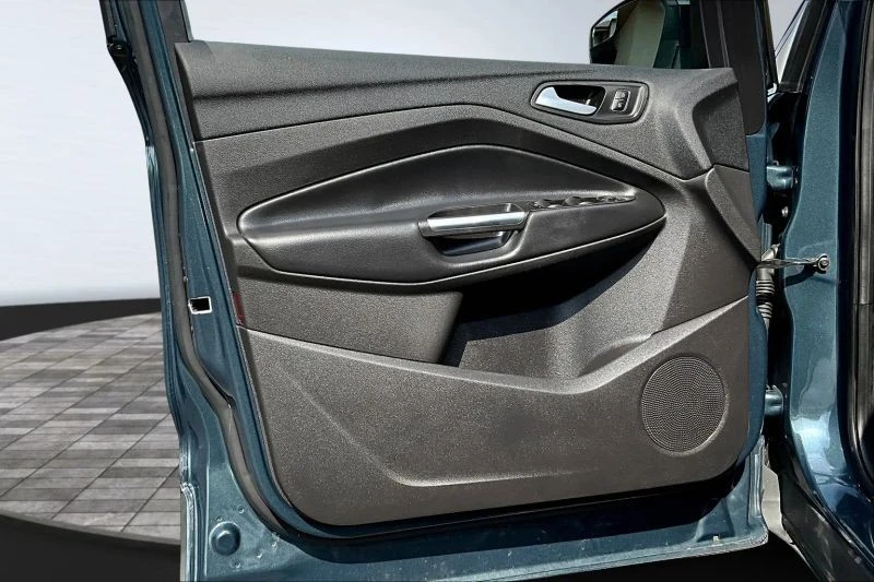 2019 Ford Escape - Image 7 of 12