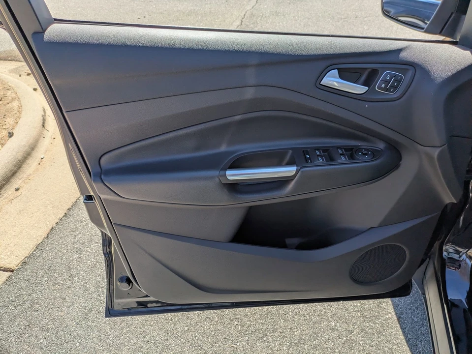 2019 Ford Escape - Image 15 of 21