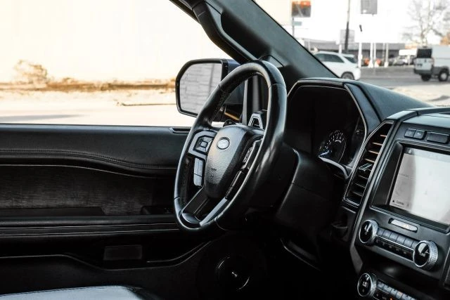 2019 Ford Expedition 4th Gen - Image 16 of 21