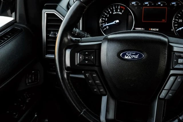 2019 Ford Expedition 4th Gen - Image 17 of 21