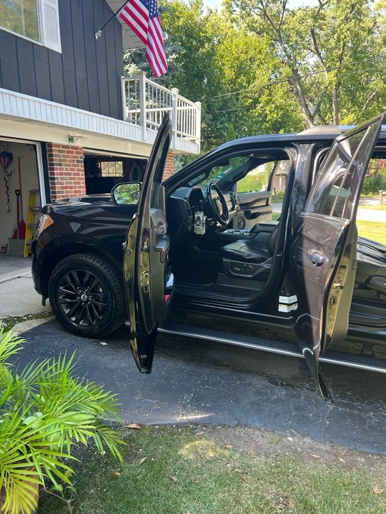 2019 Ford Expedition 4th Gen - Image 9 of 18