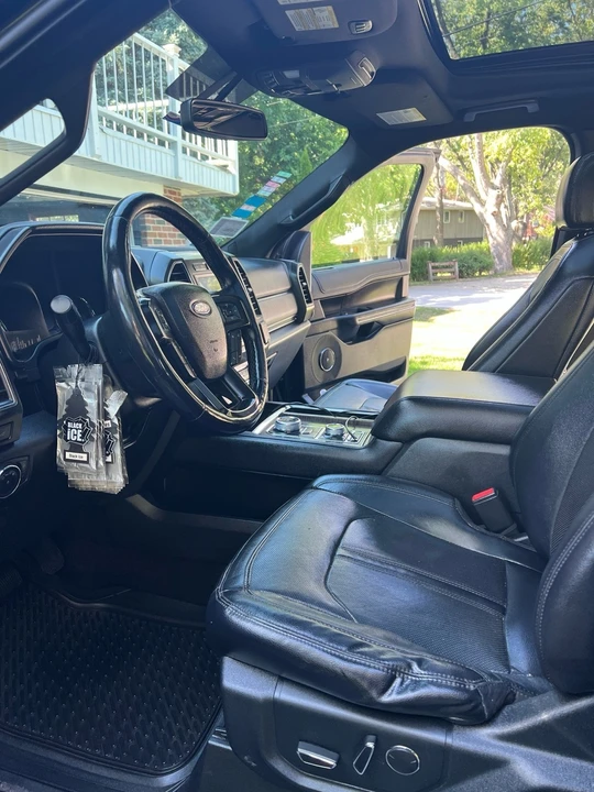 2019 Ford Expedition 4th Gen - Image 15 of 18