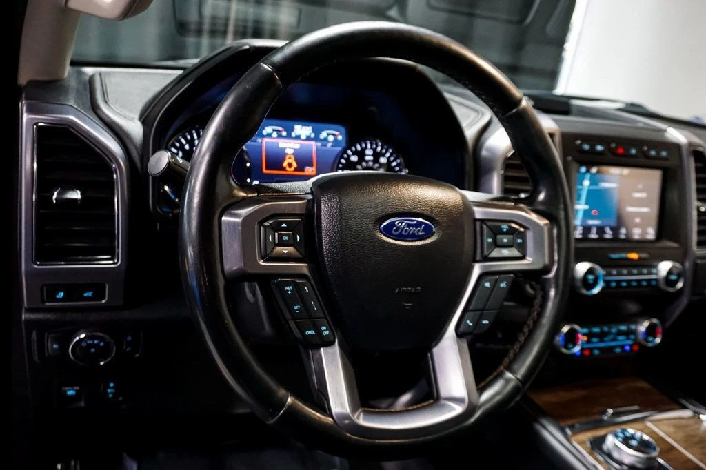 2019 Ford Expedition 4th Gen - Image 11 of 12