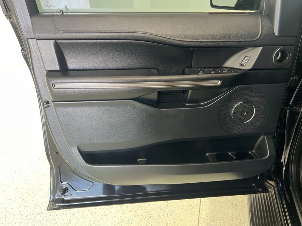 2019 Ford Expedition 4th Gen - Image 19 of 21