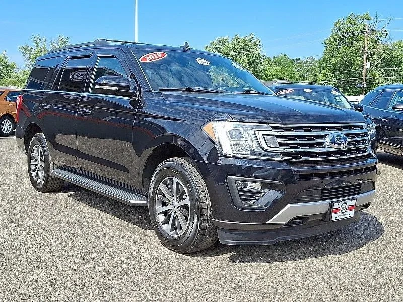 2019 Ford Expedition 4th Gen - Image 2 of 12