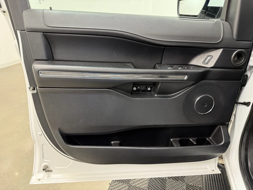 2019 Ford Expedition 4th Gen - Image 11 of 12