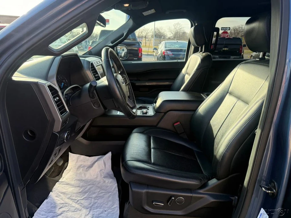 2019 Ford Expedition 4th Gen - Image 16 of 21