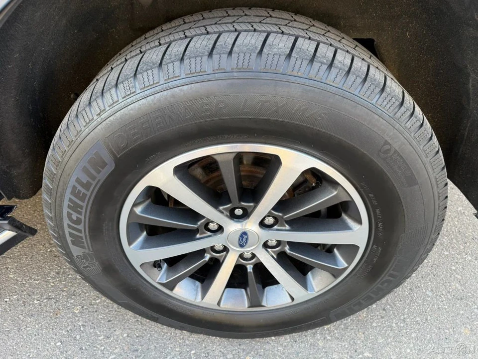 2019 Ford Expedition 4th Gen - Image 10 of 12