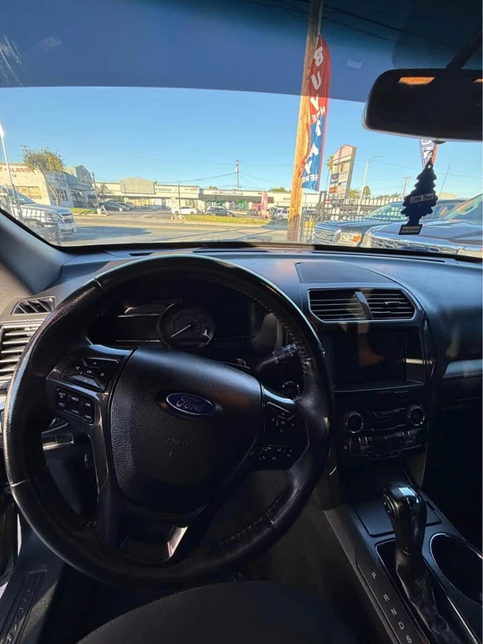 2019 Ford Explorer 5th Gen - Image 13 of 17