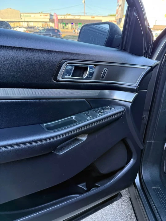 2019 Ford Explorer 5th Gen - Image 16 of 17