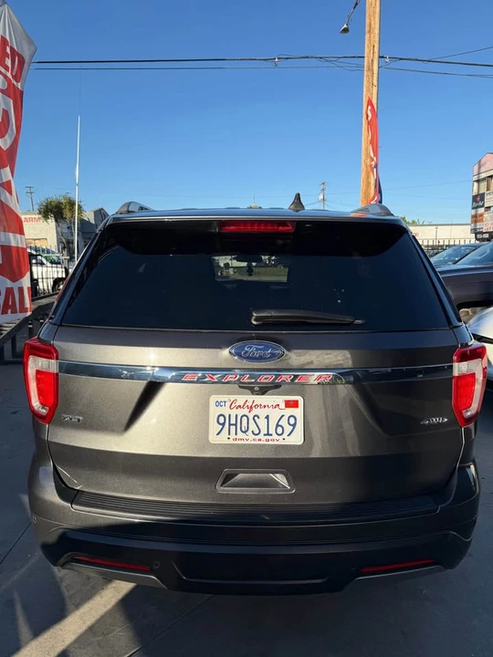 2019 Ford Explorer 5th Gen - Image 3 of 17